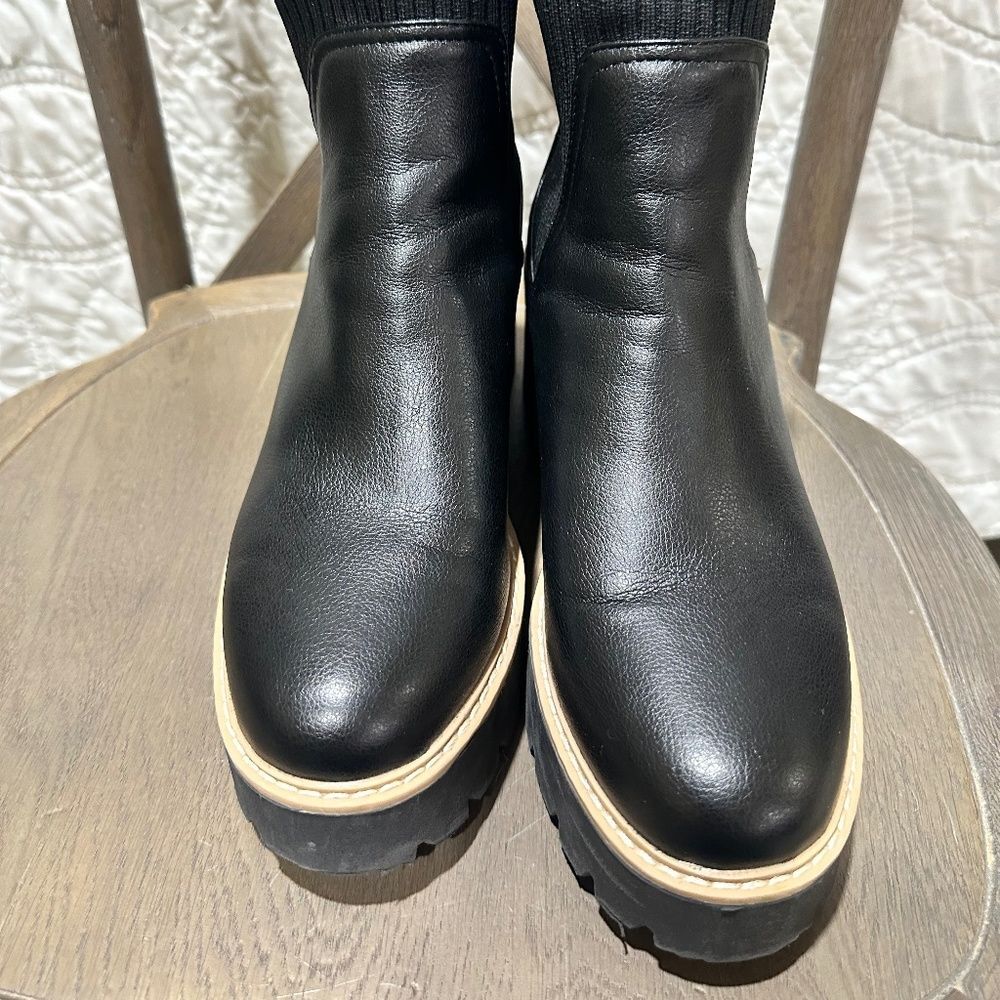 DV by Dolce Vita LEIGHA Chelsea Boot